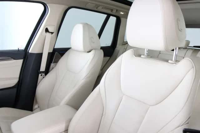 BMW iX3 (2021) thumbnail 5