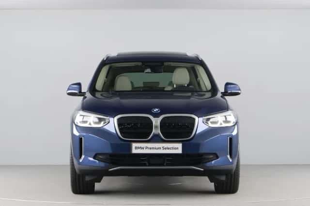 BMW iX3 (2021) thumbnail 6