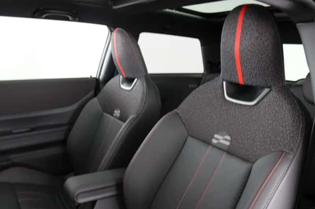 MINI Cooper (2026) thumbnail 6