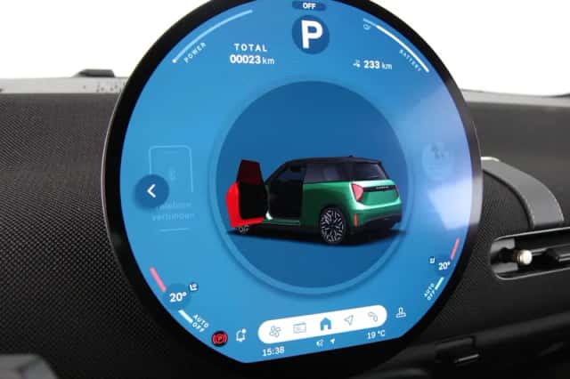 MINI Cooper (2026) thumbnail 3