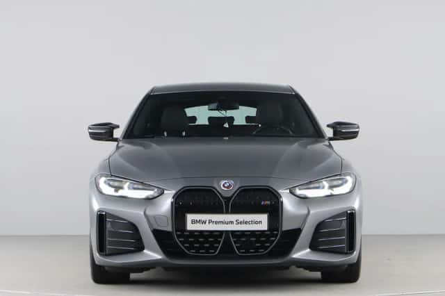 BMW i4 (2023) thumbnail 6