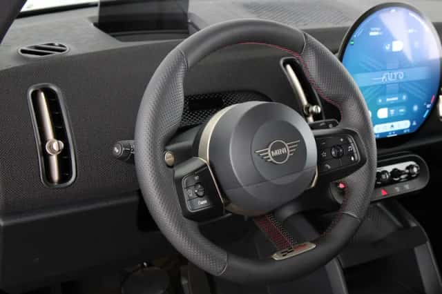 MINI Countryman (2026) thumbnail 2