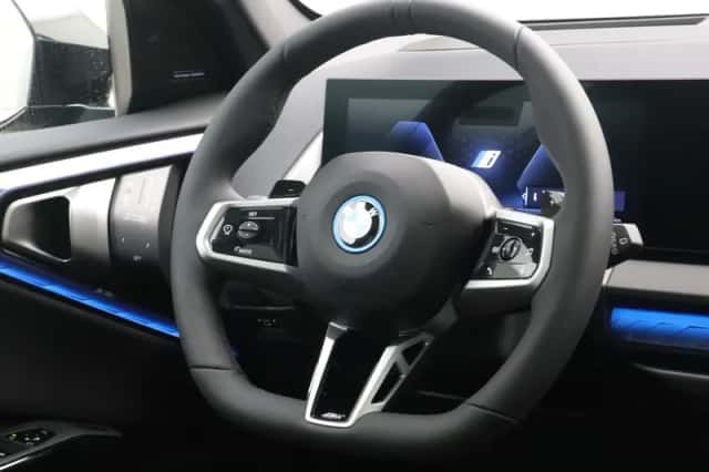BMW X3 (2026) thumbnail 2