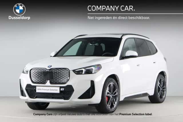 BMW iX1 (2026) thumbnail 1