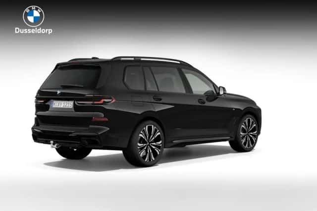 BMW X7 (2026) thumbnail 2