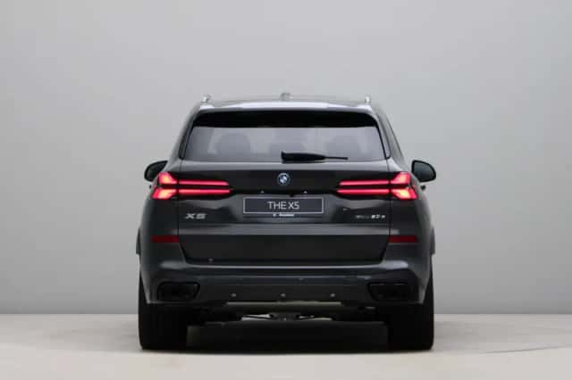 BMW X5 (2026) thumbnail 6