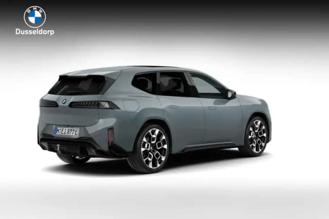 BMW iX3 (2026) thumbnail 2