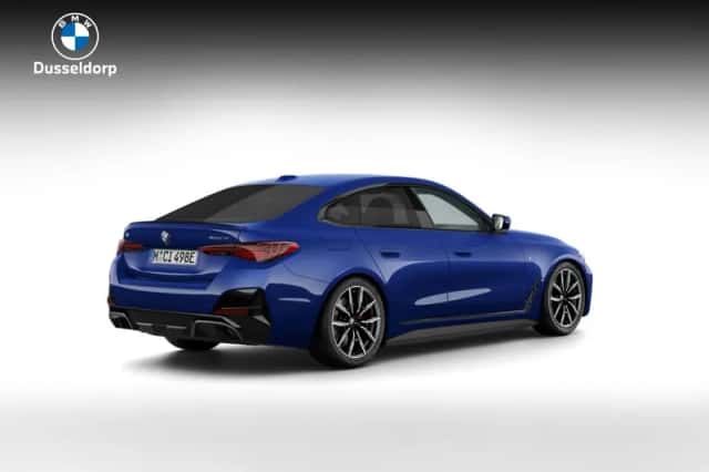 BMW i4 (2026) thumbnail 2