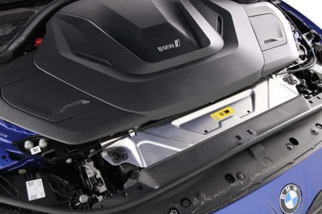 BMW i4 (2026) thumbnail 4