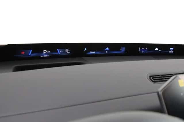 BMW iX3 (2026) thumbnail 3