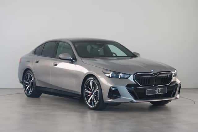 BMW i5 (2026) thumbnail 3