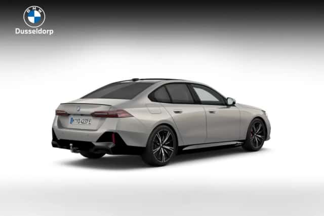 BMW i5 (2026) thumbnail 2