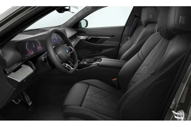 BMW i5 (2026) thumbnail 4