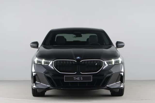 BMW i5 (2026) thumbnail 6
