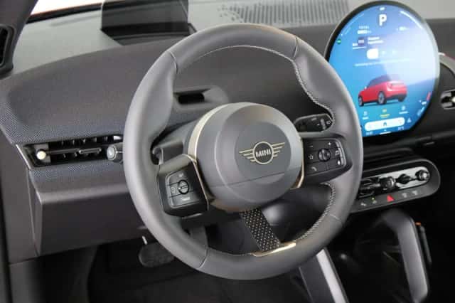 MINI Cooper (2026) thumbnail 2