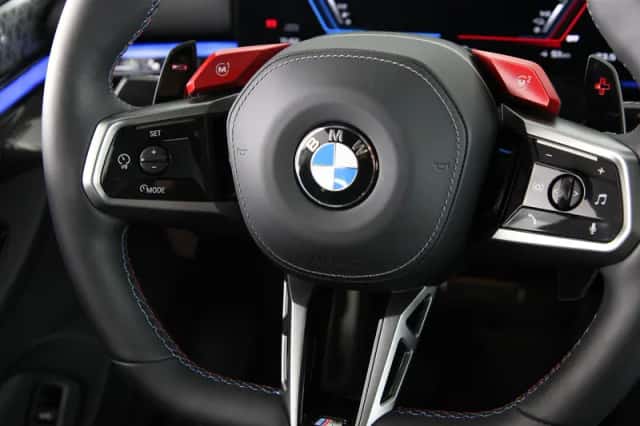 BMW M5 (2026) thumbnail 4