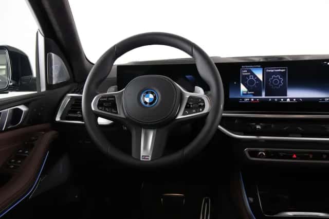 BMW X5 (2026) thumbnail 2