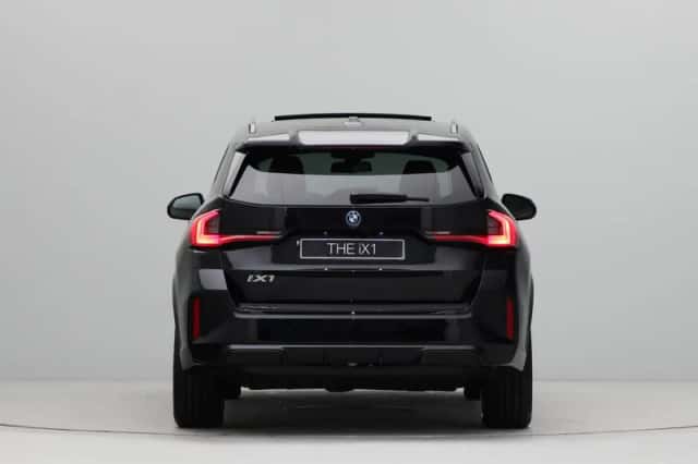 BMW iX1 (2026) thumbnail 6