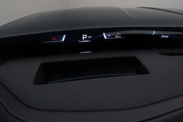 BMW i7 (2026) thumbnail 3