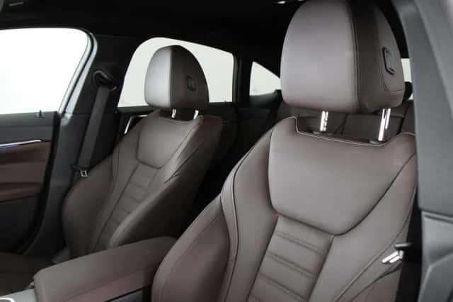 BMW i4 (2026) thumbnail 5