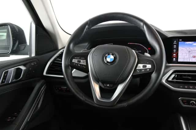 BMW X6 (2021) thumbnail 2