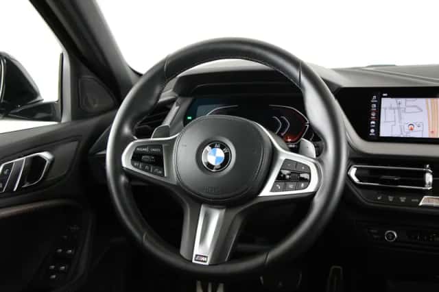 BMW 1-Serie (2021) thumbnail 2