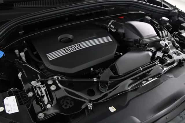 BMW X2 (2025) thumbnail 4