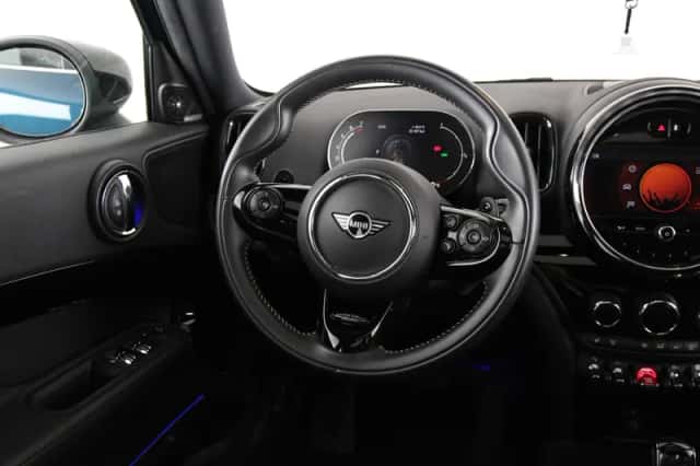 MINI Countryman (2021) thumbnail 2
