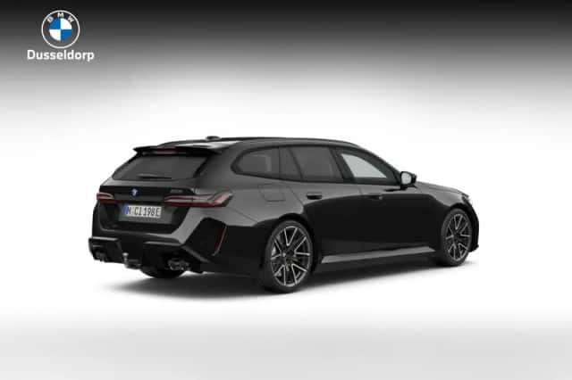 BMW M5 (2026) thumbnail 2