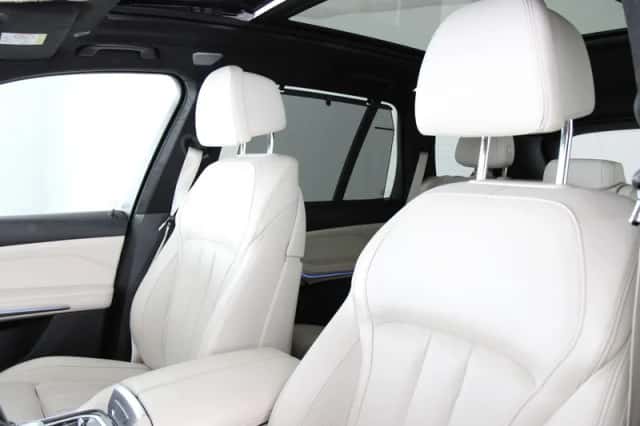BMW X5 (2022) thumbnail 5