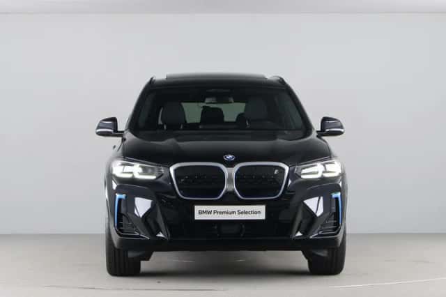 BMW iX3 (2023) thumbnail 6