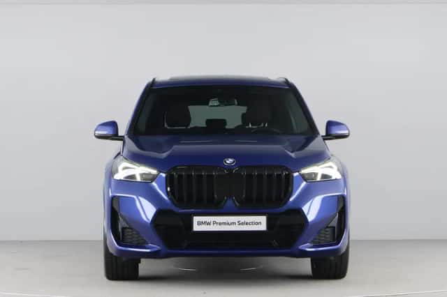 BMW X1 (2023) thumbnail 6