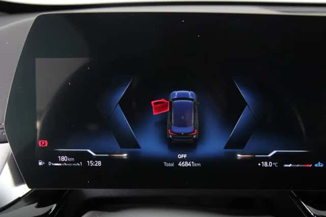 BMW X1 (2023) thumbnail 3