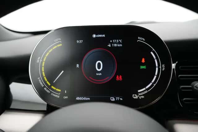 MINI Mini Electric (2022) thumbnail 3
