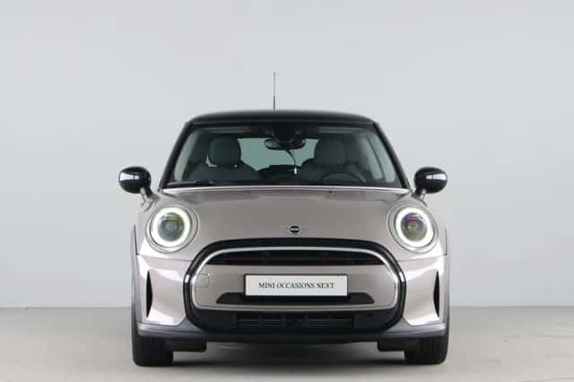 MINI Cooper (2023) thumbnail 6