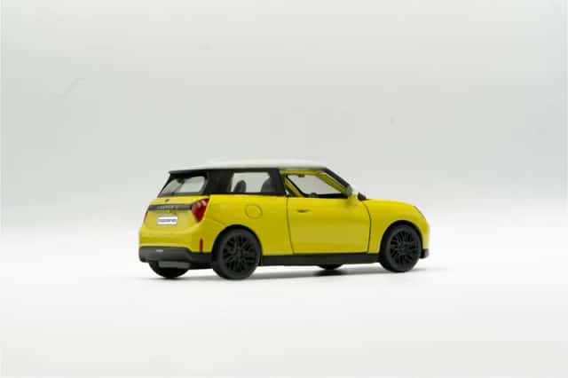 MINI Cooper (2026) thumbnail 6