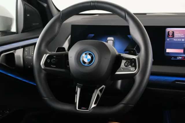 BMW X3 (2026) thumbnail 2