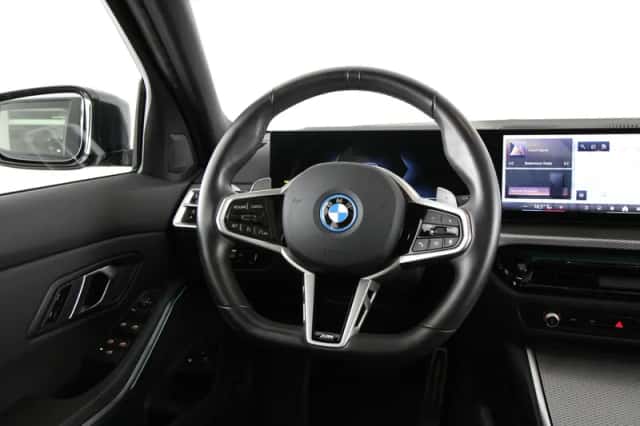 BMW 3-Serie (2025) thumbnail 2