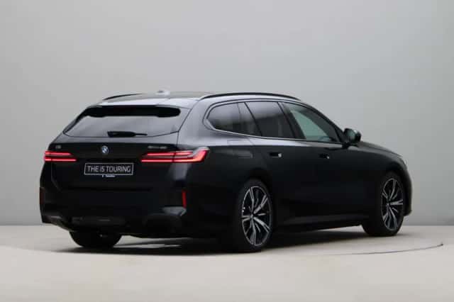 BMW i5 (2026) thumbnail 5