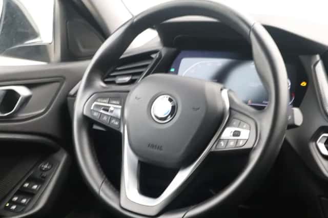BMW 1-Serie (2022) thumbnail 2