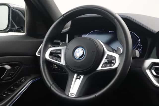 BMW 3-Serie (2022) thumbnail 2