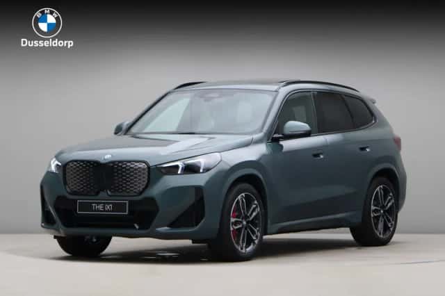 BMW iX1 (2026) thumbnail 1