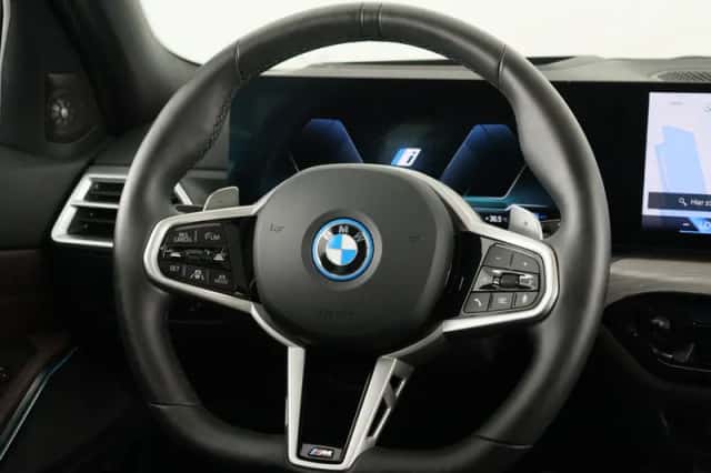 BMW 3-Serie (2025) thumbnail 2