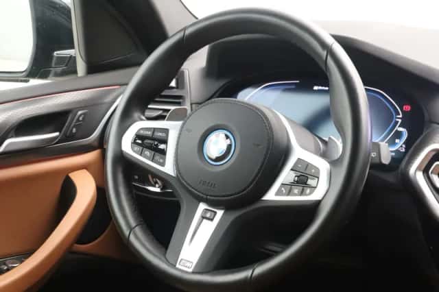 BMW X3 (2024) thumbnail 2