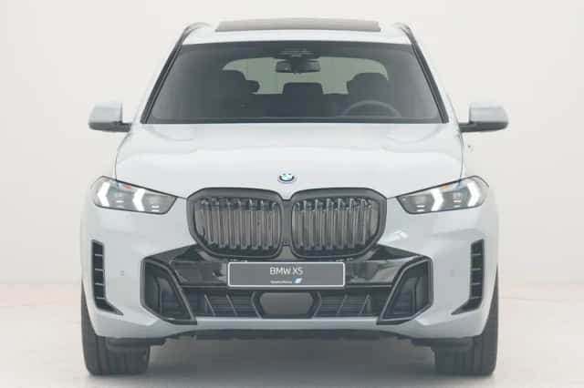 BMW X5 (2026) thumbnail 6