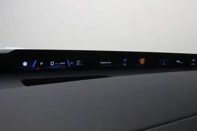 BMW iX3 (2026) thumbnail 3