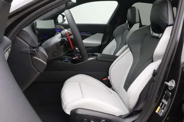 BMW M5 (2026) thumbnail 5