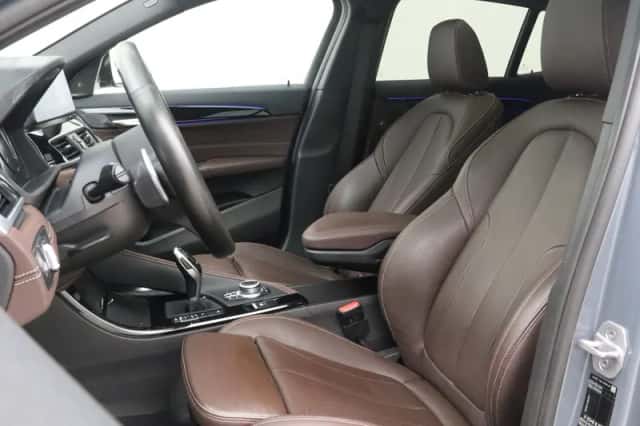 BMW X2 (2021) thumbnail 5