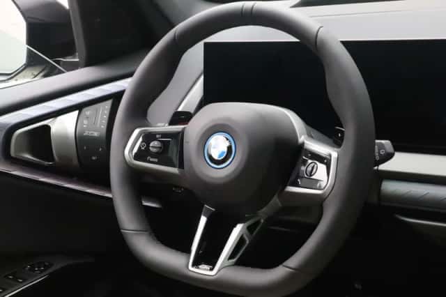BMW X3 (2026) thumbnail 2