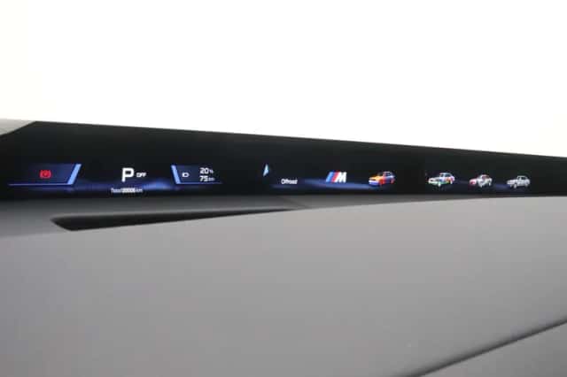 BMW iX3 (2026) thumbnail 3